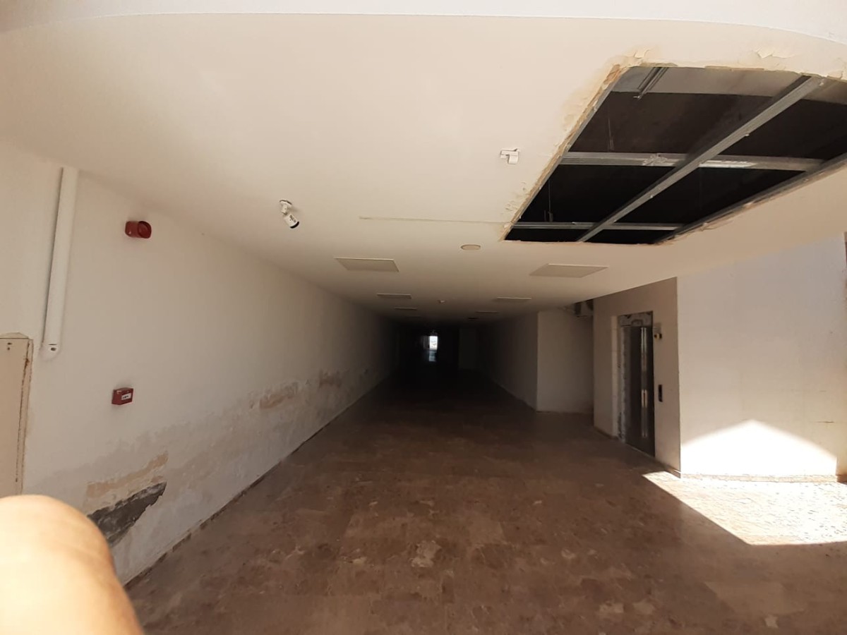 SAHABE KÜLLİYESİ ALARM VERİYOR: NEM VE RUTUBET DEVASA BİNAYI TEHDİT EDİYOR