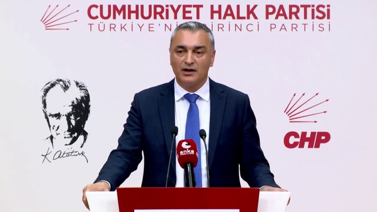 CHP'de örgüt revizyonu sürüyor: 12 ilde yeni il başkanları görevlendirildi
