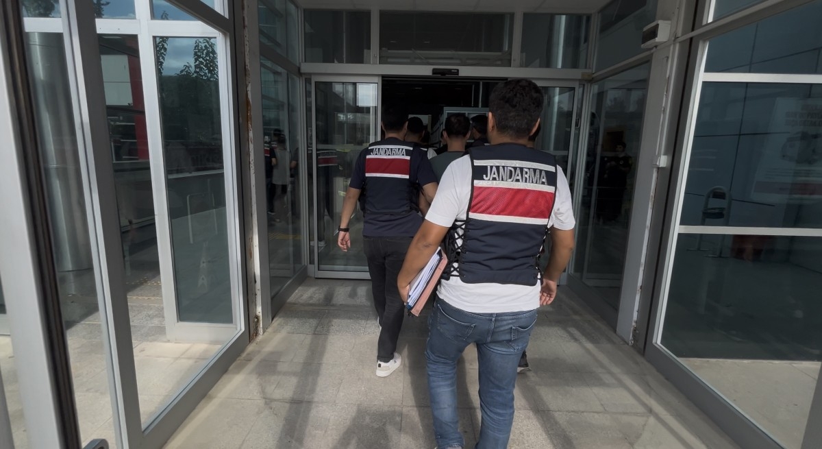 Terör örgütü DEAŞ’a büyük darbe: 5 şüpheli tutuklandı  - Videolu Haber
