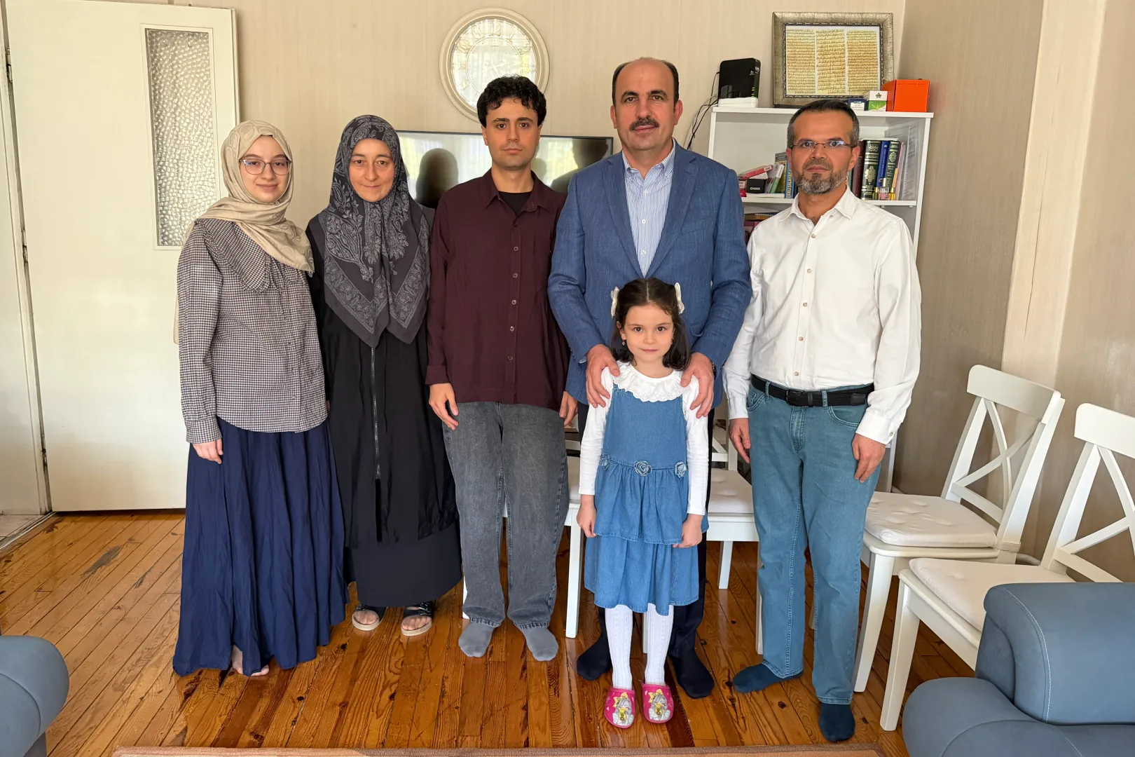 Başkan Altay’dan Umre Ödüllü Yarışmanın Kazananına Ziyaret